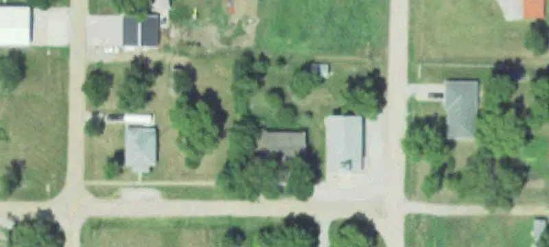 Heated Three-Bay Auto Shop