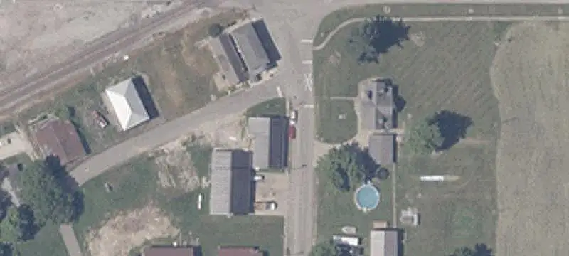Three-Bay Flex Property