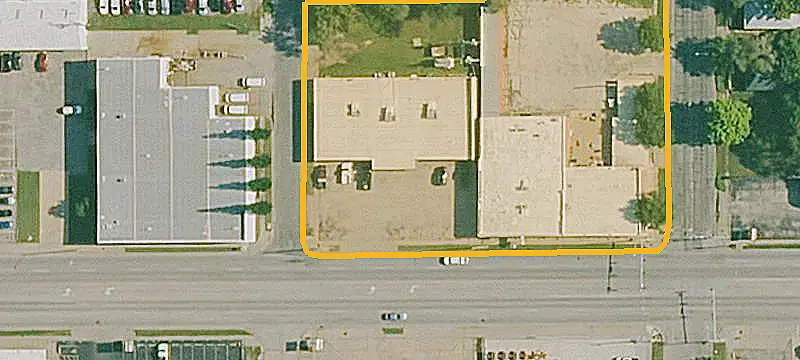 Office-Flex Building with Warehouse