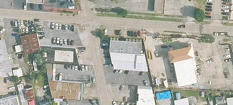 Flexible-Layout Office Building