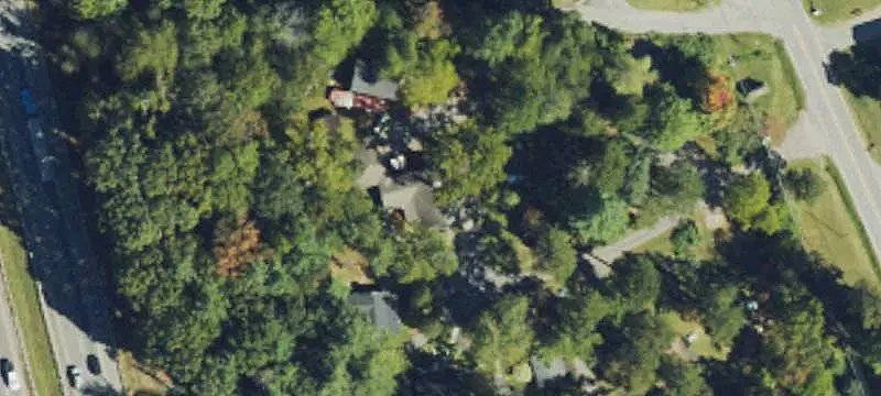 Pines Cottage Court Short-Term Rental