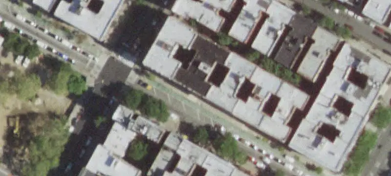 35-Unit Walk-Up Apartment Building