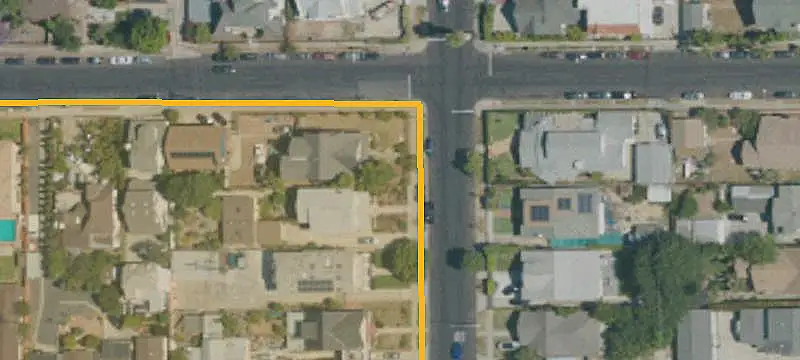 Multifamily Property with Adjacent Parcel Option