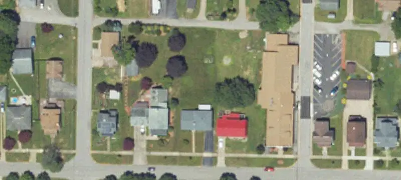 Office Building with Owner Quarters