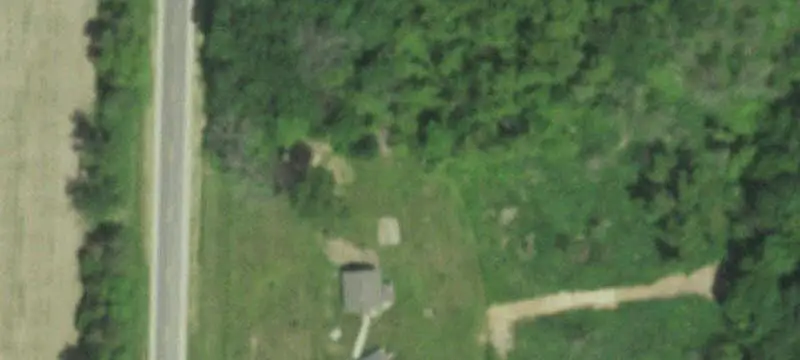 Lots & Acreage / Rural