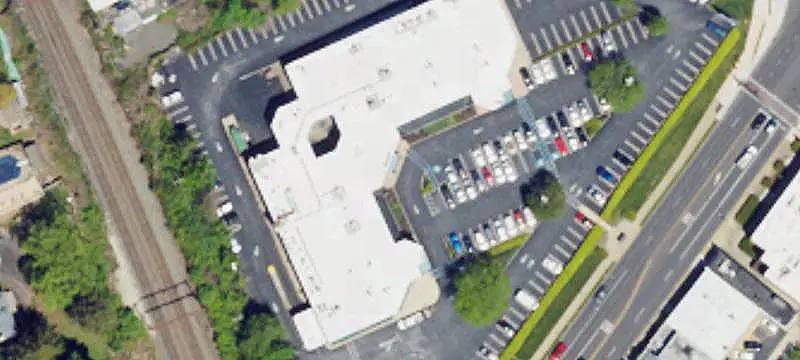 Shopping Center with Central Air