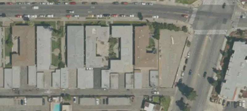 10-Unit Apartment Building
