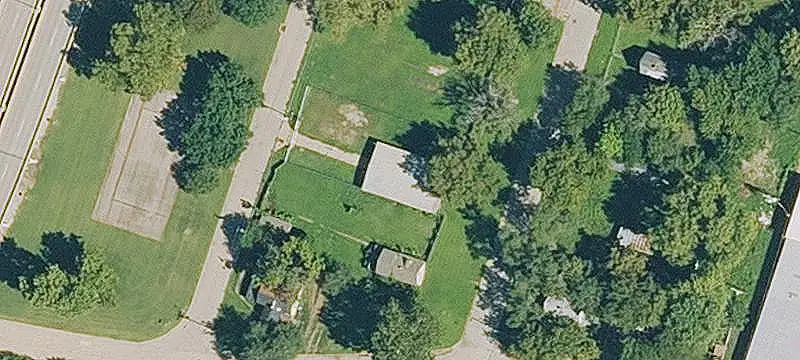 Flex Space With Fenced Yard