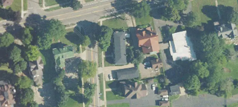 Office Building with Garage