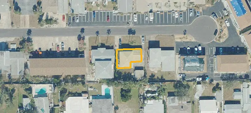 10-Unit Apartment Building