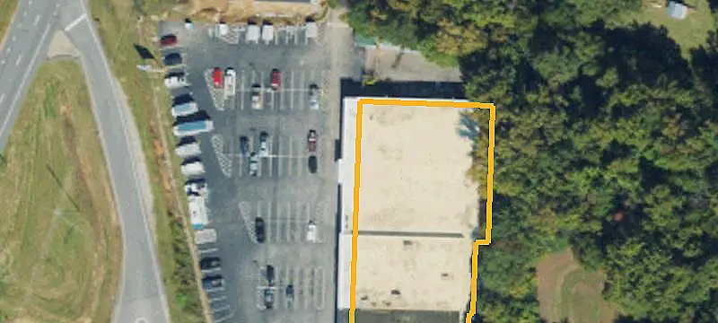 Retail Space with Warehouse Area