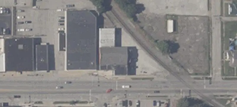 13-Unit Storefront Building