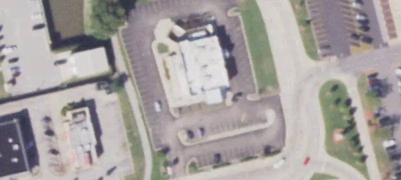 Slim Chickens & Gamestop Retail Space
