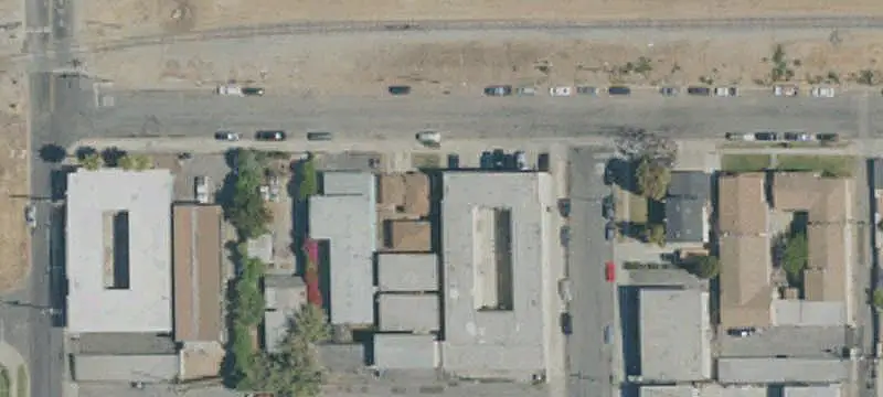 7-Unit Apartment Building