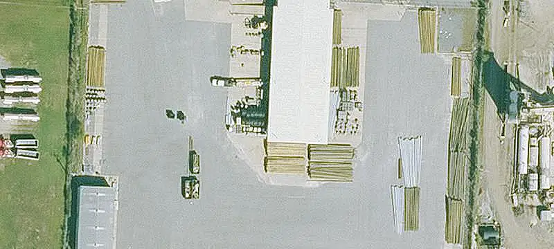 Warehouse with Loading Positions