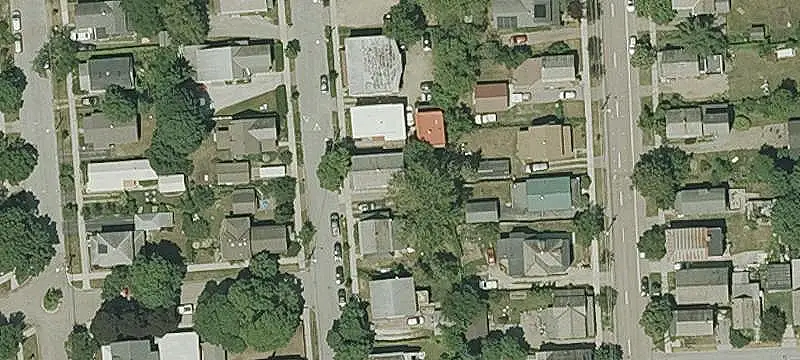 Updated Duplex with Fenced Yard