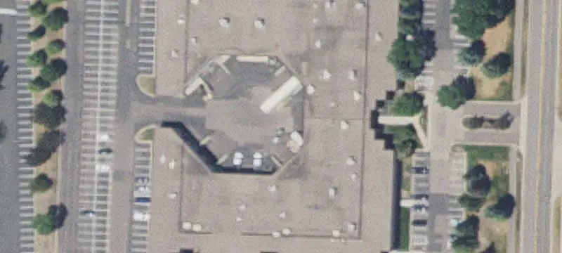 Industrial Building with Owner-Occupant Space