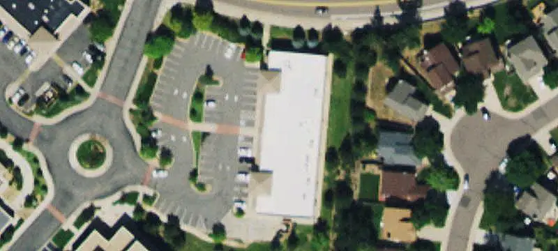 Standalone Storefront Building