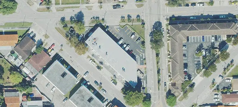 Liquor Store Retail Building