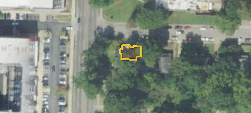 Freestanding Office Building with Garage