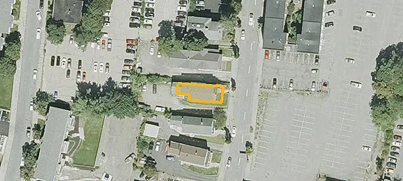 Renovated 6-Unit Apartment Building