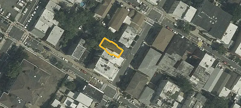 13-Unit Brick Apartment Building