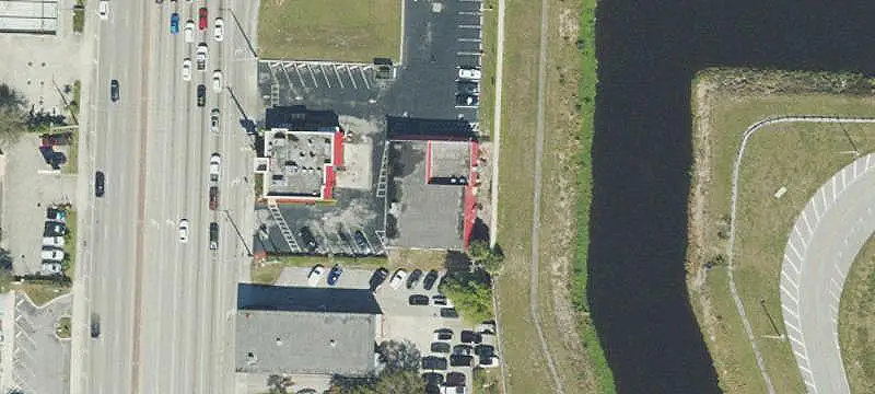 Freestanding Drive-Through Restaurant