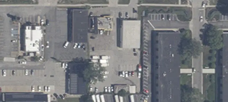 Avis-Anchored Auto Shop Assemblage