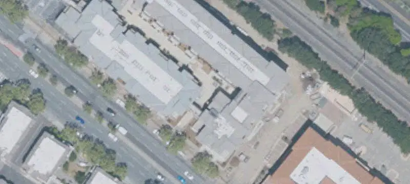 Office Units with Courtyard