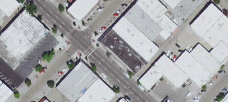 7-Unit Shopping Center