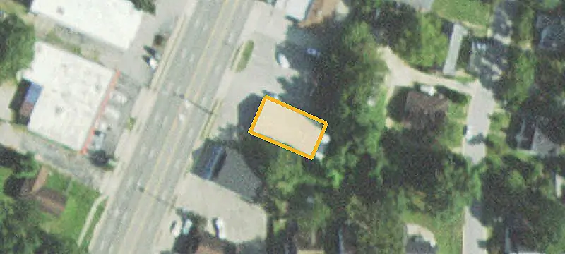 Auto Shop with Large Service Bay