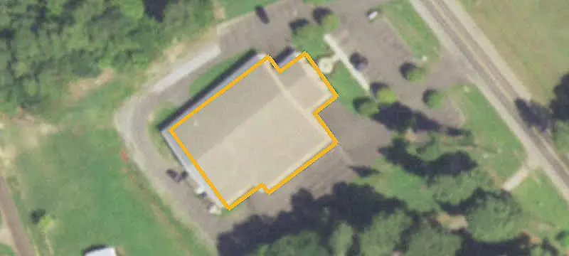 Fenced Flex Space with Paved Yard