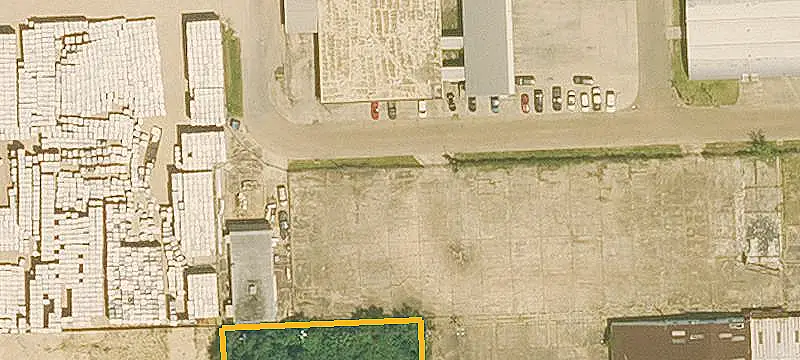 Industrial Building with Fenced Yard
