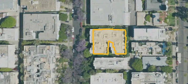 15-Unit Apartment Building with Courtyard