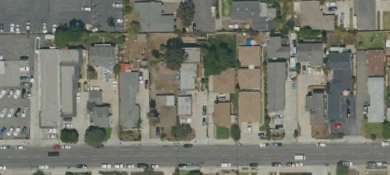 Renovated 5-Unit Apartment Building