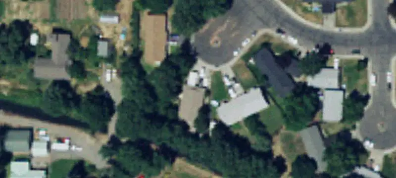 Duplex with Creek Border