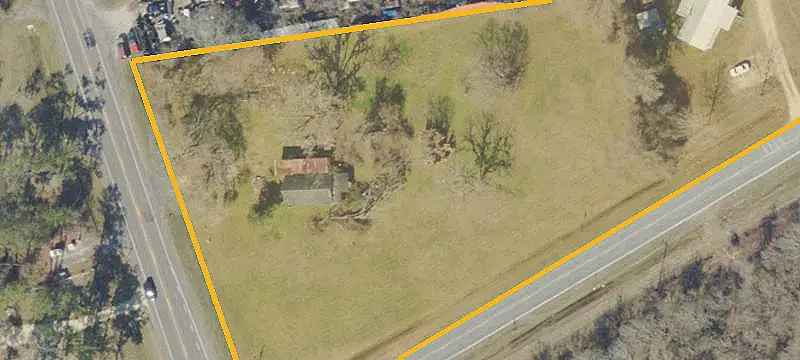 CI-Zoned Commercial Land