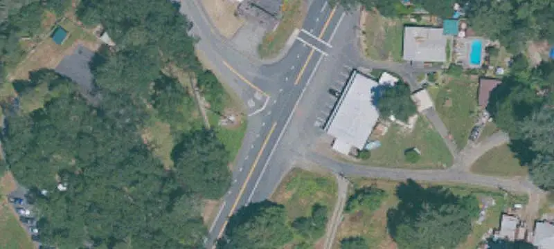 Lots/Land / Acres