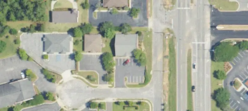 Single-Tenant Office Building