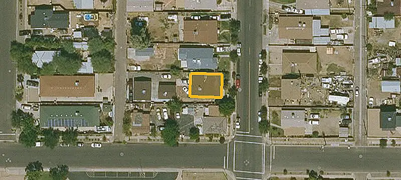 Renovated Triplex with Separate Casitas