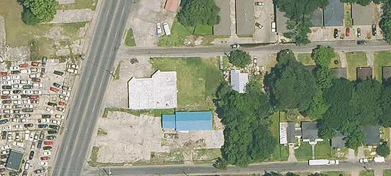 Mixed-Use Retail/Office Property
