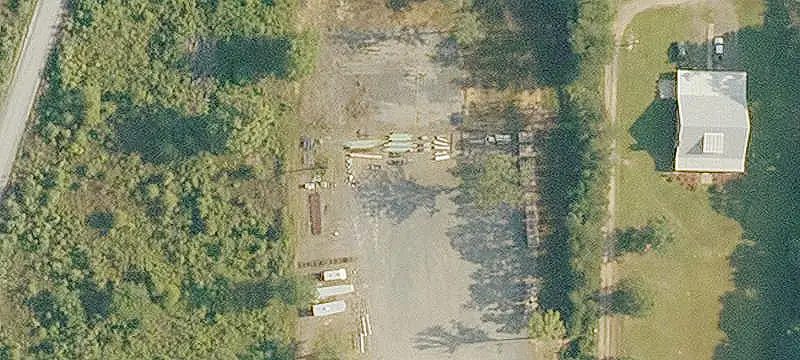 Flex Industrial Facility with Fenced Yard