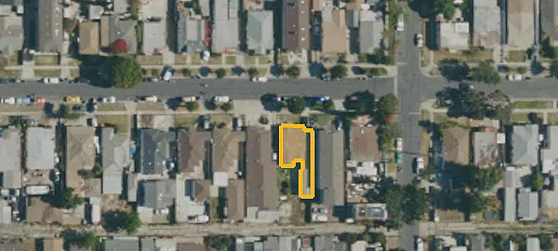 Duplex with Vacant Unit
