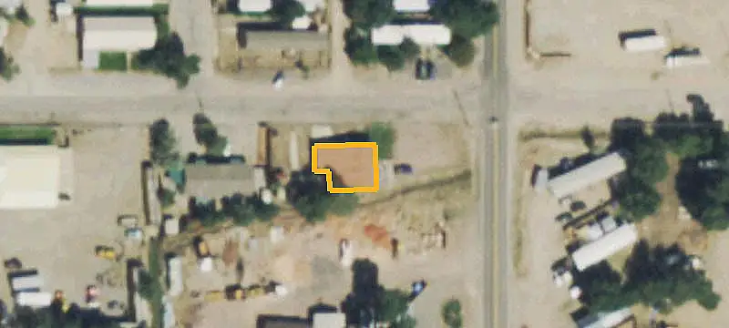 Mixed-Use Property with Detached Garages
