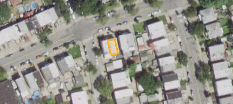 Three-Unit Triplex with Garage