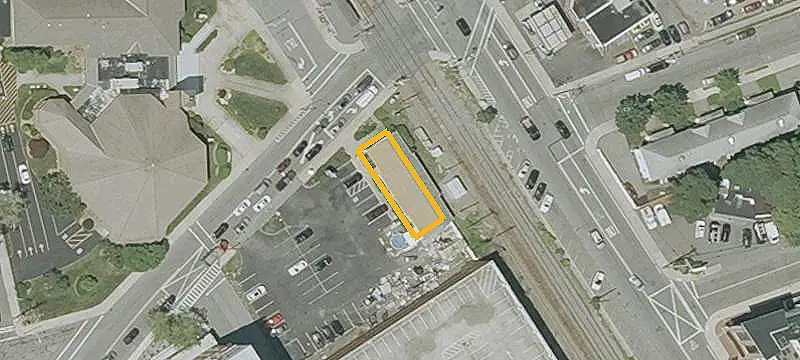 Commercial Land with Building