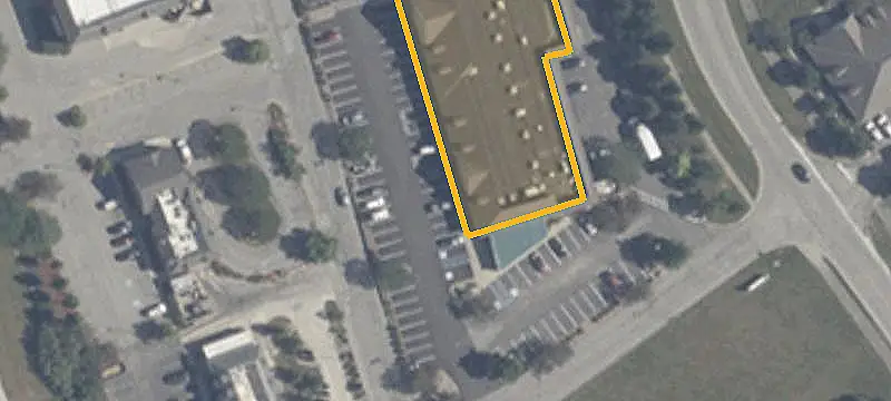 West Carmel Shoppes Shopping Center