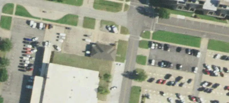 Single-Tenant Office Building