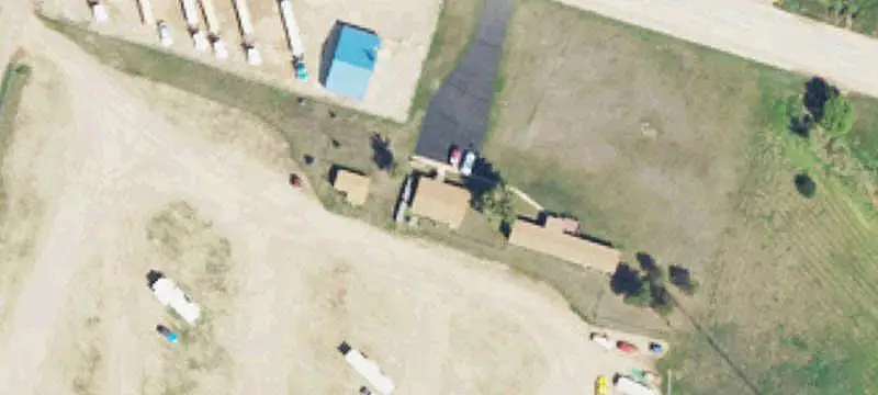 75-Hookup RV Park