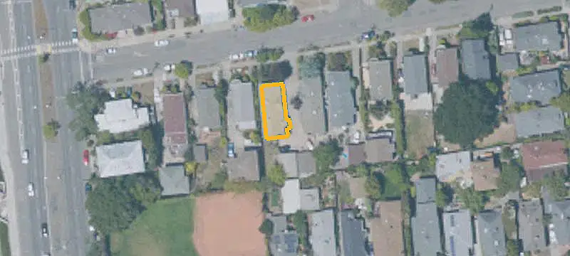 Duplex With Detached Garage